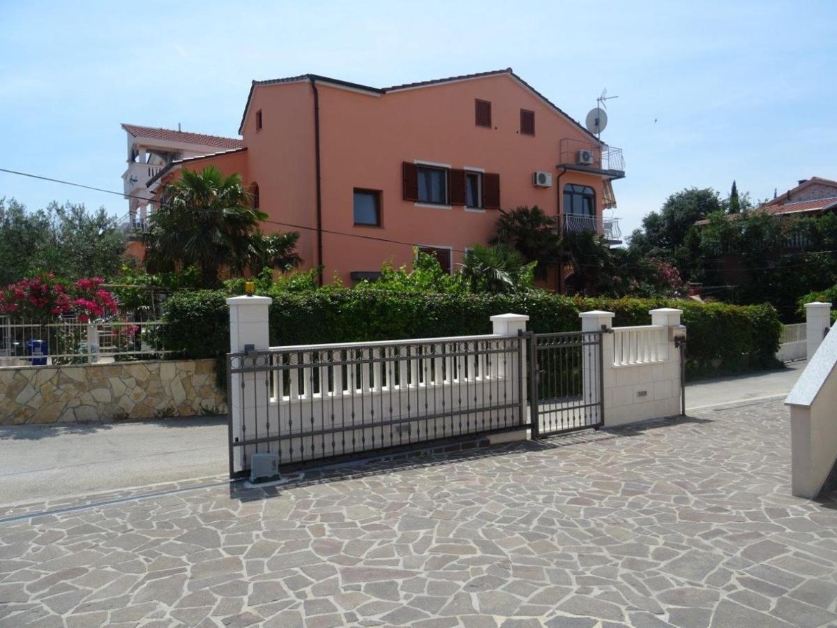 Apartment Biograd Na Moru 860C Bagian luar foto