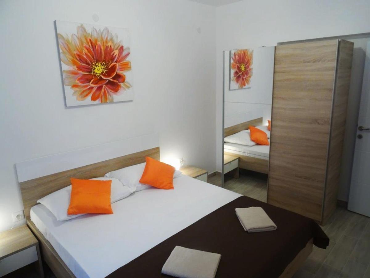 Apartment Biograd Na Moru 860C Bagian luar foto