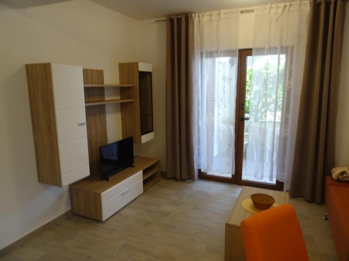 Apartment Biograd Na Moru 860C Bagian luar foto
